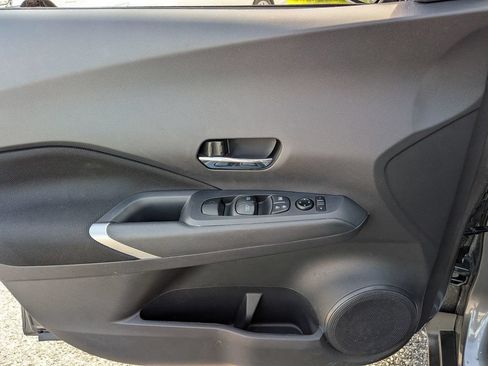 Used 2024 Nissan Kicks SV FWD image 27