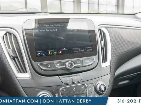 Used 2024 Chevrolet Malibu LT FWD image 9