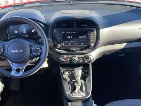 Used 2024 Kia Soul LX w/ Option Group 015 image 24