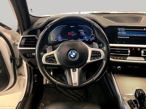 Used 2022 BMW 330e w/ M Sport Package RWD image 16