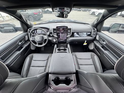 New 2026 RAM 1500 Laramie AWD/4WD image 24