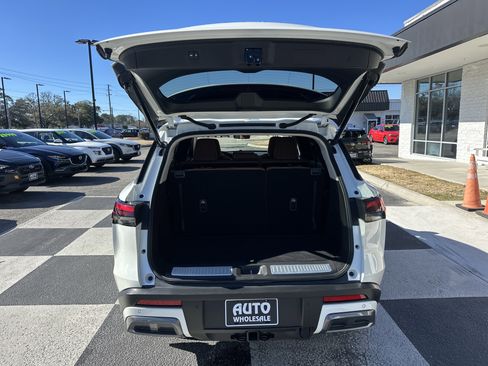 Used 2025 INFINITI QX60 Sensory w/ Vision Package image 5