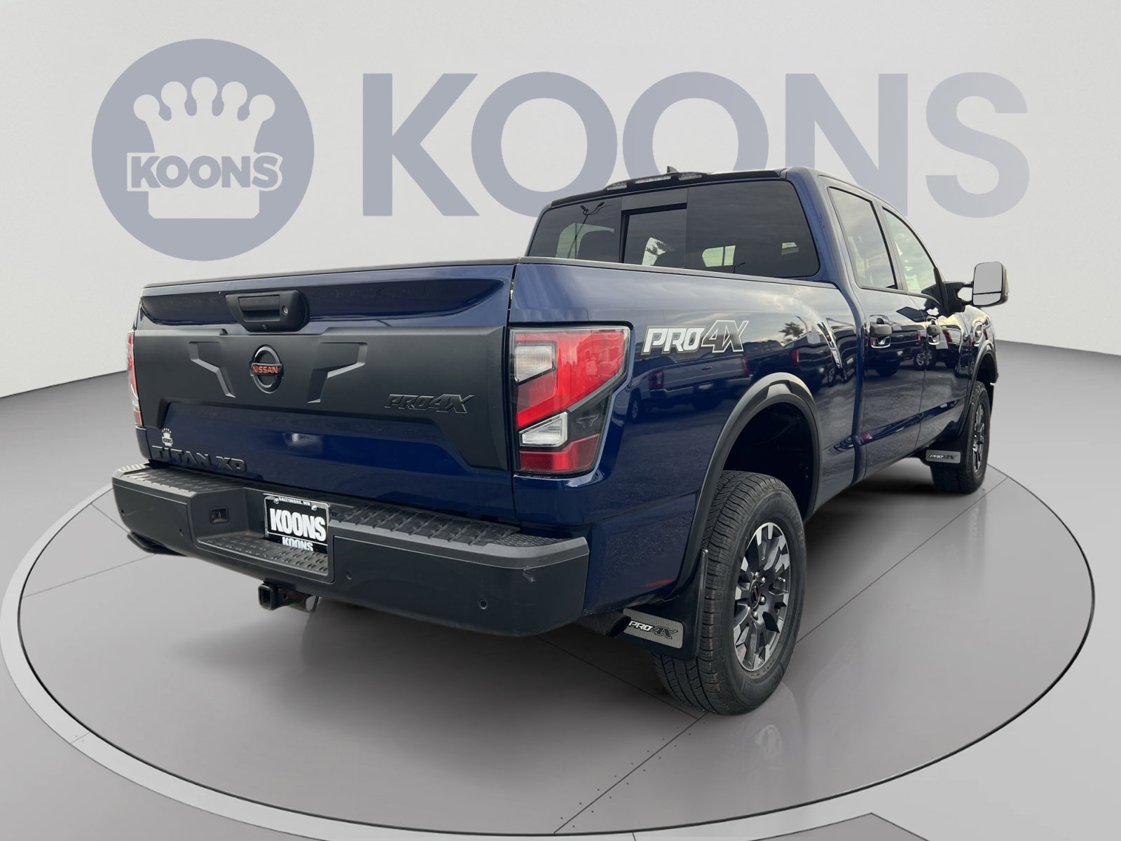 Used 2022 Nissan Titan PRO-4X AWD/4WD image 7