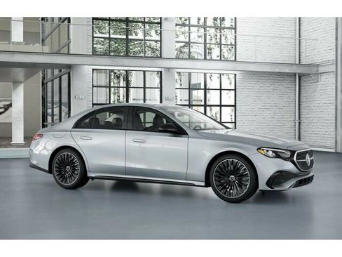 New 2026 Mercedes-Benz E 450 4MATIC Sedan image 14