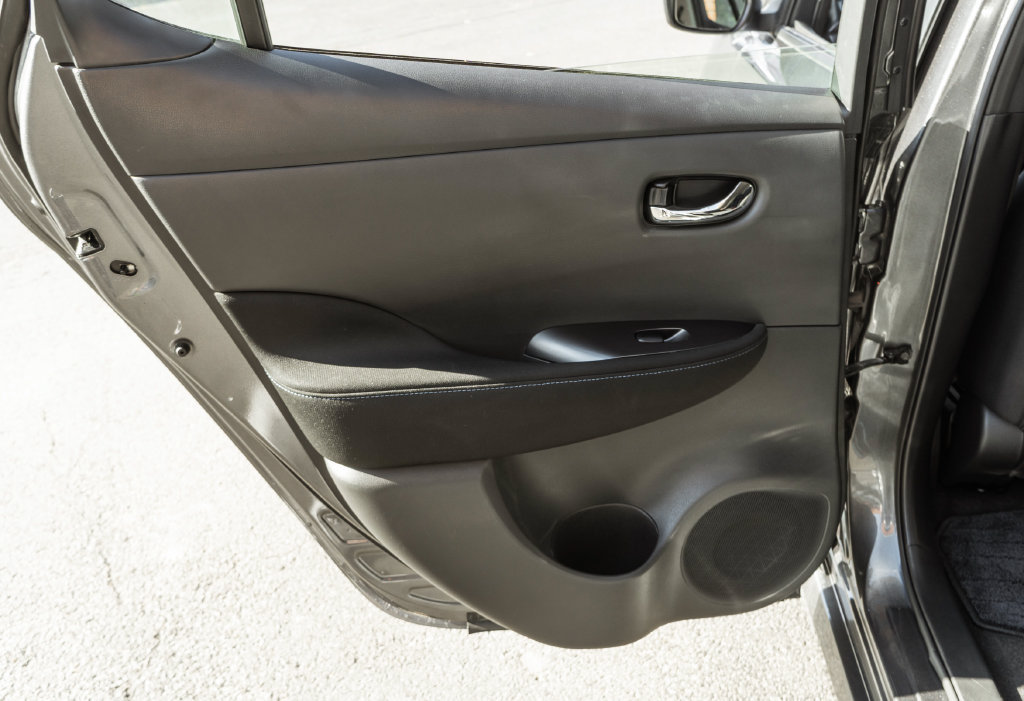 Used 2025 Nissan Leaf S FWD image 26
