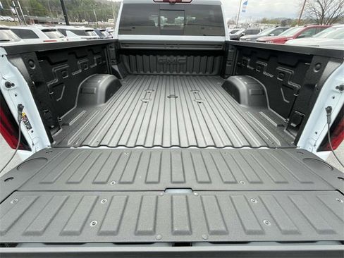 New 2026 GMC Sierra 2500 Denali Ultimate w/ LPO, Black Badging Package image 8