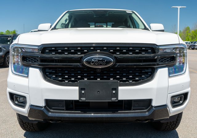 New 2026 Ford Ranger Lariat w/ FX4 Off-Road Package AWD/4WD image 3