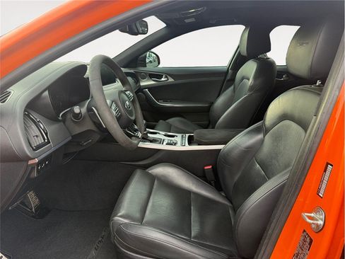 Used 2019 Kia Stinger GTS AWD/4WD image 8