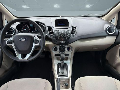 Used 2019 Ford Fiesta SE FWD image 14