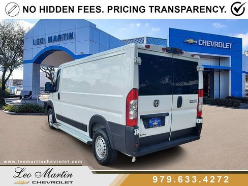 Used 2025 RAM ProMaster 2500 w/ U-Haul Equipment Group FWD image 4