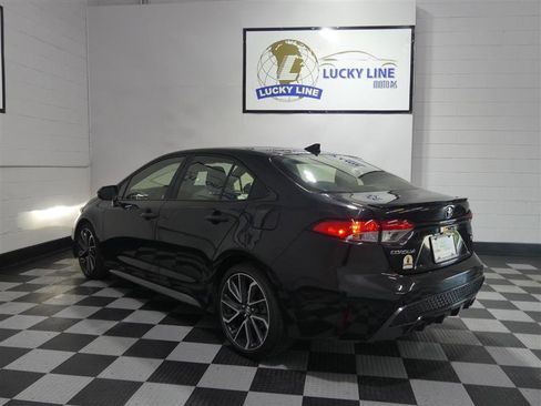 Used 2020 Toyota Corolla SE FWD image 11