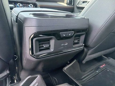 Used 2025 GMC Sierra 1500 AT4 AWD/4WD image 16