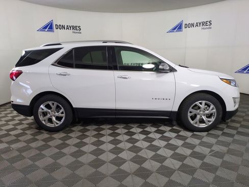 Used 2018 Chevrolet Equinox Premier image 6