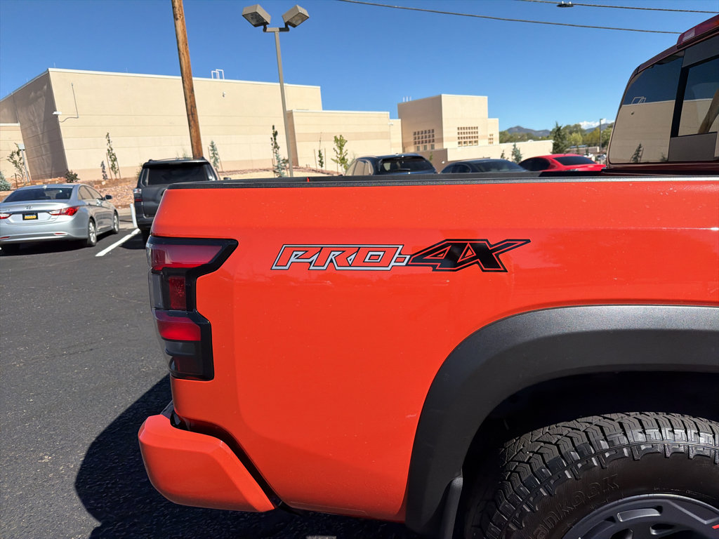 Used 2025 Nissan Frontier PRO-4X w/ Pro Convenience Package AWD/4WD image 5