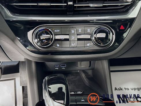 Used 2025 Buick Envista Sport Touring w/ Convenience I Package image 16