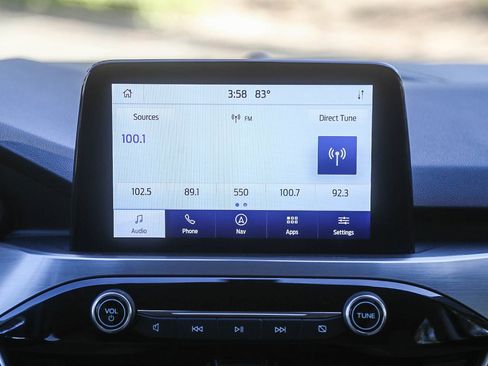 Used 2021 Ford Escape Titanium image 12