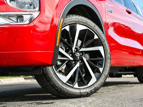 New 2025 Mitsubishi Outlander SEL image 6