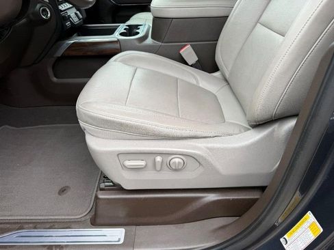 Used 2020 GMC Sierra 1500 SLT image 17