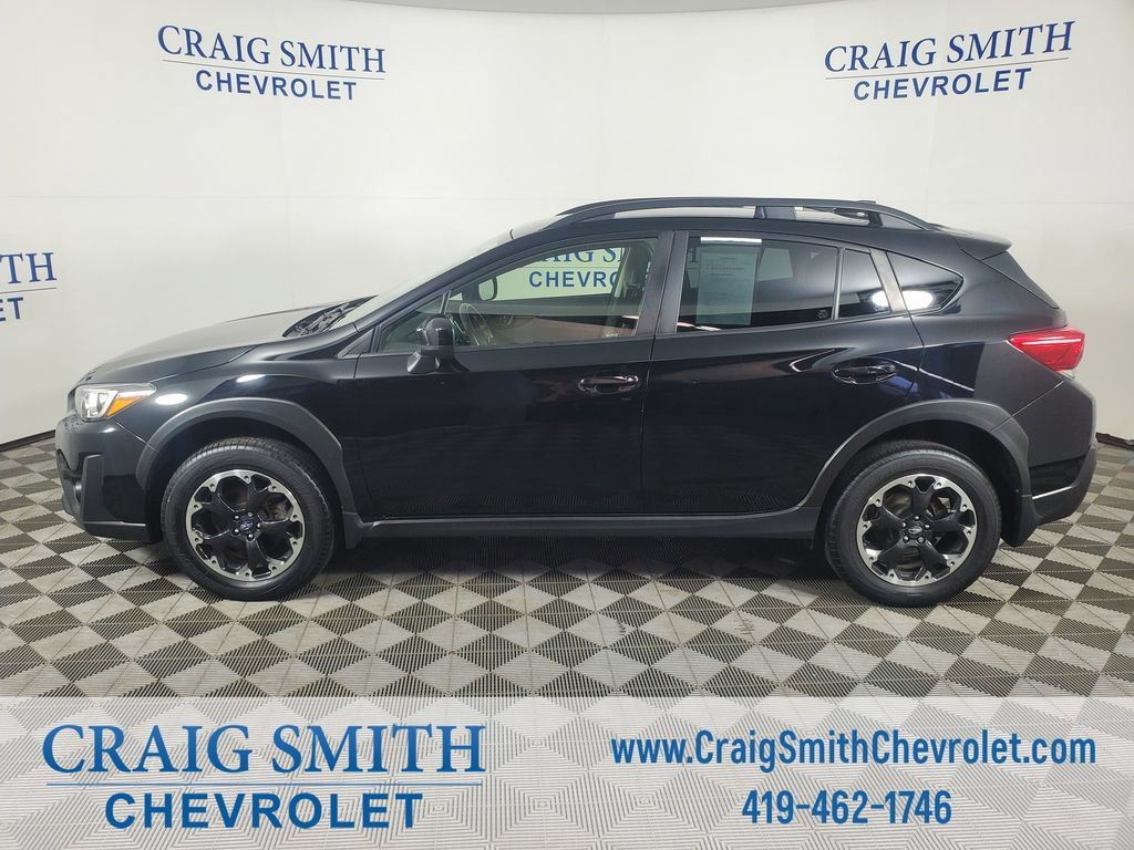Used 2023 Subaru Crosstrek 2.0i Premium AWD/4WD image 2