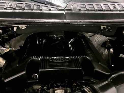 Used 2019 Ford F150 Lariat w/ Equipment Group 502A Luxury image 30