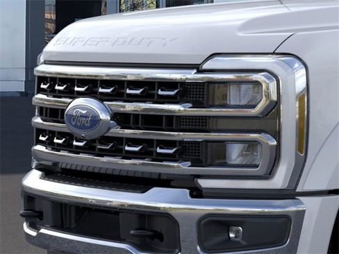 New 2026 Ford F450 XLT w/ XLT Premium Package image 17