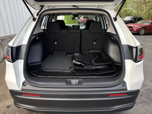 Used 2023 Honda HR-V LX image 10