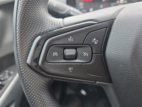 Used 2024 Chevrolet Trax LS w/ LS Convenience Package image 17