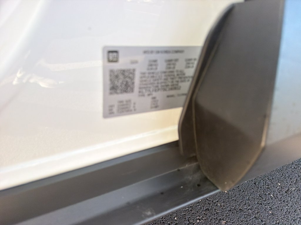 Used 2025 Chevrolet Trax LS FWD image 22