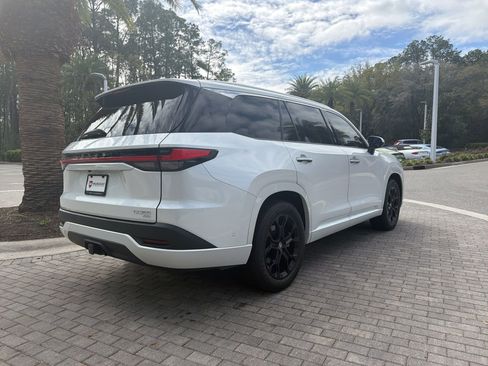 Used 2024 Lexus TX 350 AWD w/ Captains Chair Package image 3