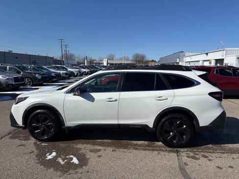 Used 2020 Subaru Outback Onyx Edition XT image 12