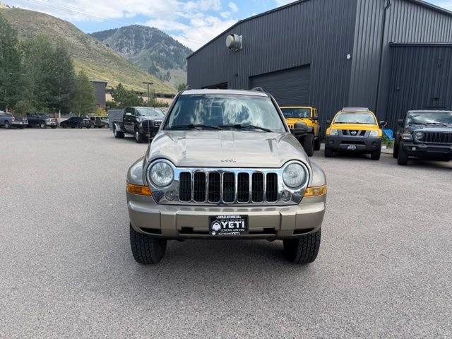 Used 2006 Jeep Liberty Limited w/ Trailer Tow Group AWD/4WD image 5