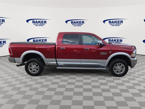 Used 2015 RAM 2500 Laramie w/ Convenience Group AWD/4WD image 2