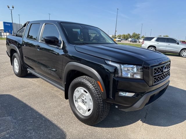 Used 2024 Nissan Frontier SV w/ Hardbody Edition AWD/4WD image 5