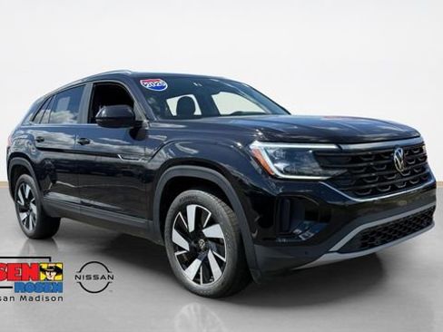 Used 2025 Volkswagen Atlas Cross Sport SE AWD/4WD image 1