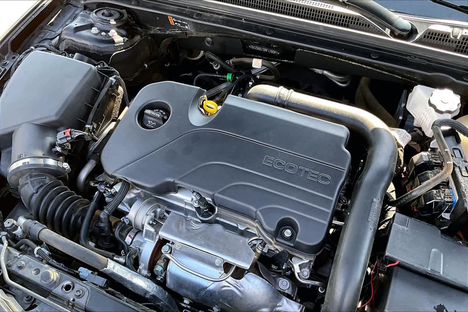 Used 2024 Chevrolet Malibu RS FWD image 34