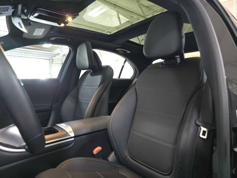 Used 2023 Mercedes-Benz C 300 4MATIC Sedan image 21