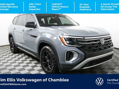 Used 2024 Volkswagen Atlas Peak Edition SEL image 1