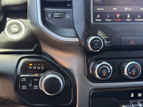 Used 2019 RAM 1500 Big Horn AWD/4WD image 4