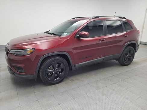 Used 2020 Jeep Cherokee Latitude Plus image 2
