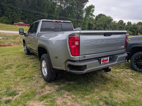 New 2026 Chevrolet Silverado 3500 High Country w/ Technology Package AWD/4WD image 4