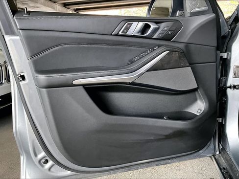 Used 2024 BMW X5 xDrive50e w/ Executive Package image 21