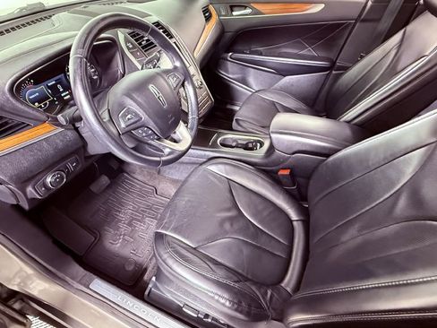 Used 2017 Lincoln MKC Reserve w/ Lincoln MKC Climate Package image 17