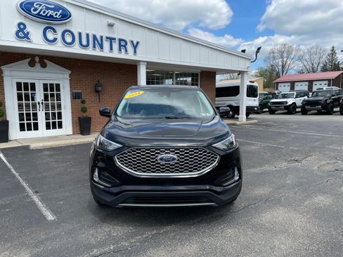 Used 2024 Ford Edge SEL w/ Convenience Package AWD/4WD image 2