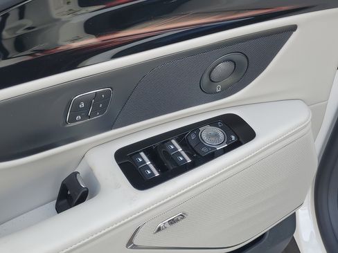 New 2026 Lincoln Nautilus Premier w/ Equipment Group 102A image 9