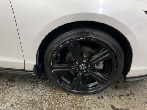 Used 2023 Honda Accord Sport image 18