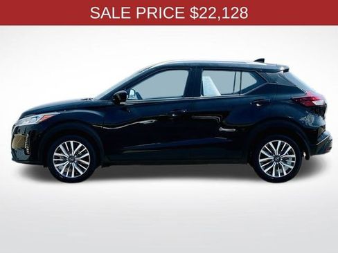 New 2024 Nissan Kicks SV image 9