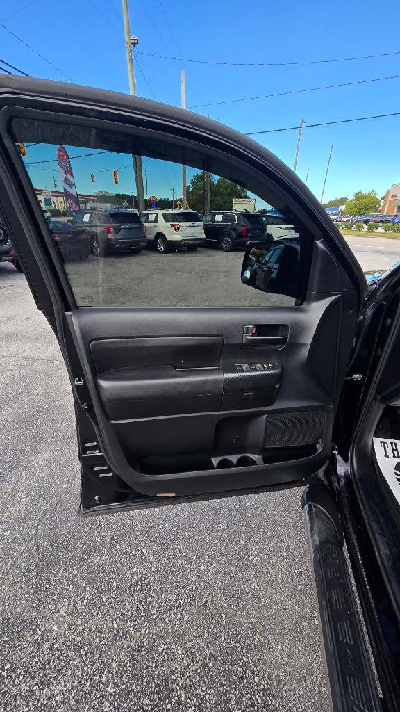 Used 2010 Toyota Tundra 2WD CrewMax image 8