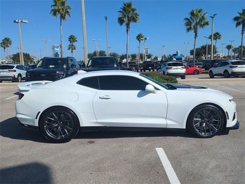 Used 2023 Chevrolet Camaro ZL1 image 3