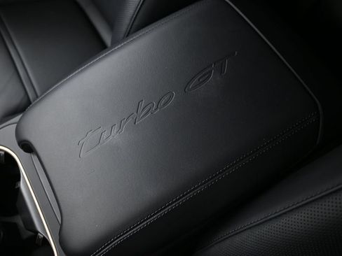 Used 2024 Porsche Cayenne Turbo GT AWD/4WD image 28