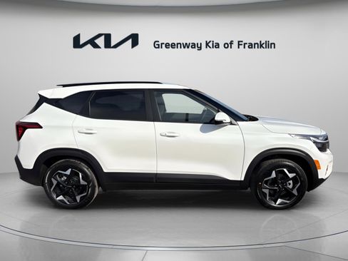 New 2026 Kia Seltos S image 8